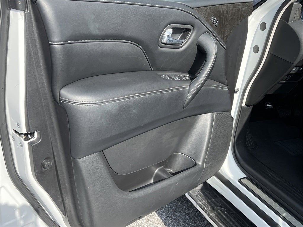 2024 INFINITI QX80 LUXE 4WD