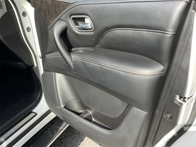 2024 INFINITI QX80 LUXE 4WD