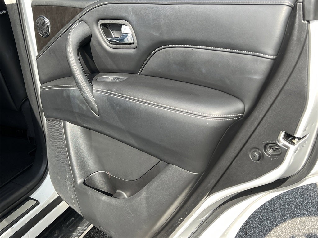 2024 INFINITI QX80 LUXE 4WD