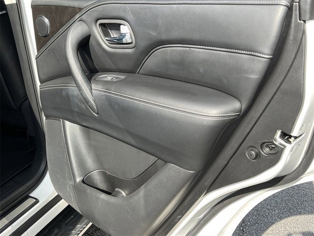 2024 INFINITI QX80 LUXE 4WD