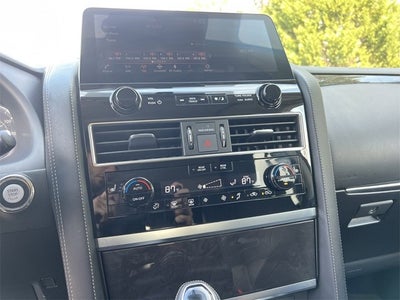 2024 INFINITI QX80 LUXE 4WD