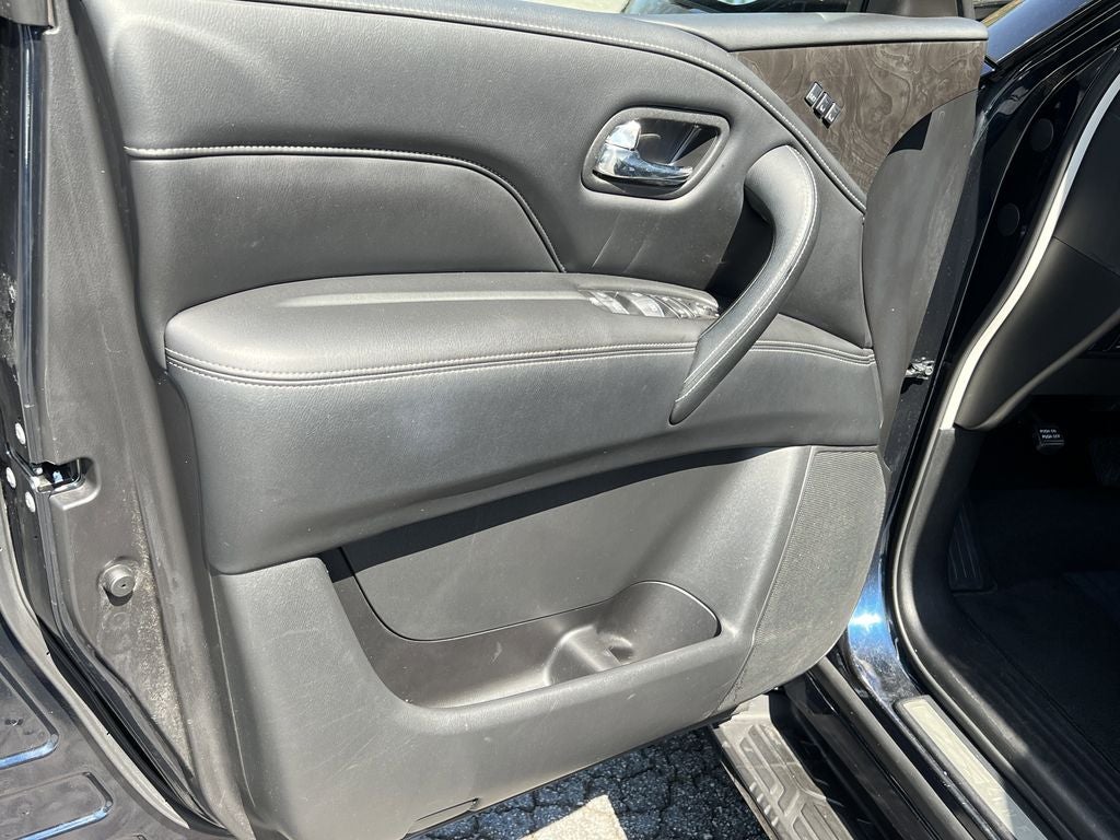 2024 INFINITI QX80 LUXE 4WD