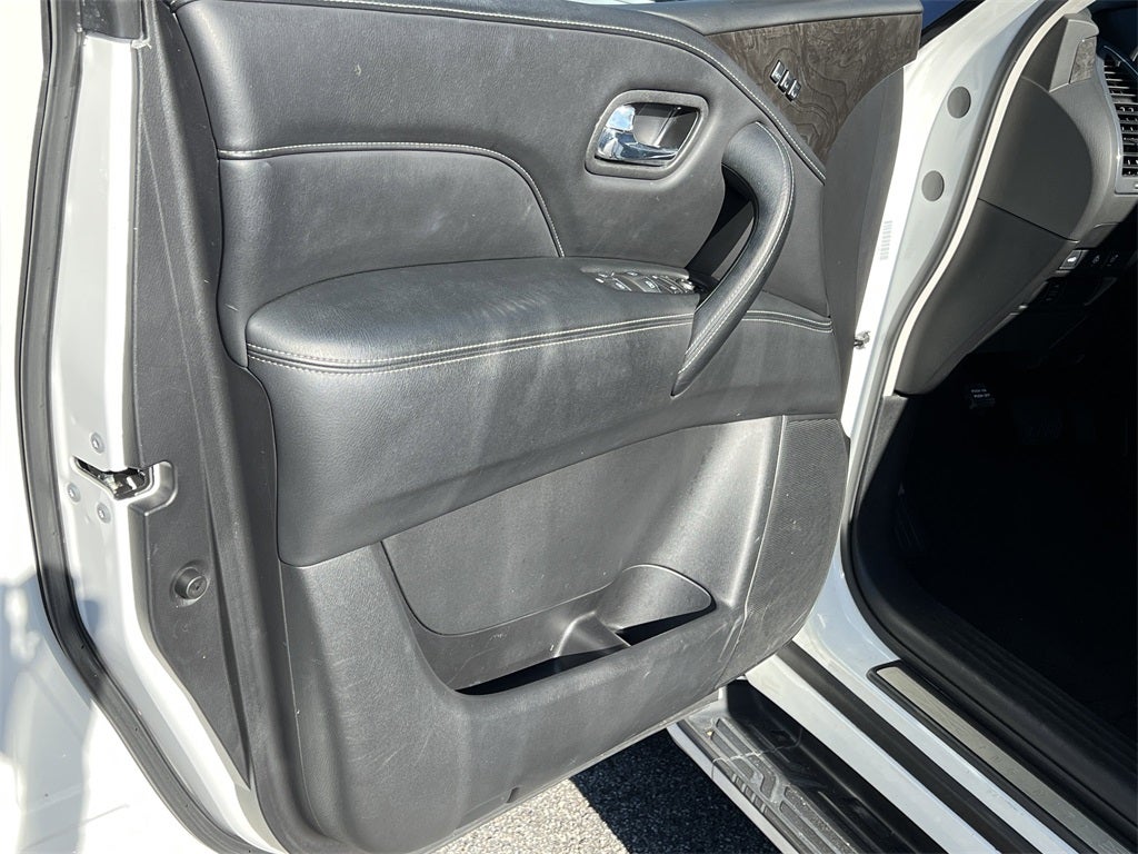 2024 INFINITI QX80 LUXE 4WD