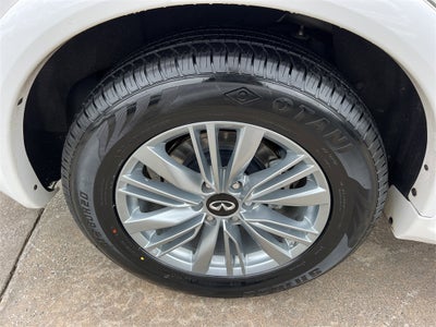 2024 INFINITI QX80 LUXE 4WD