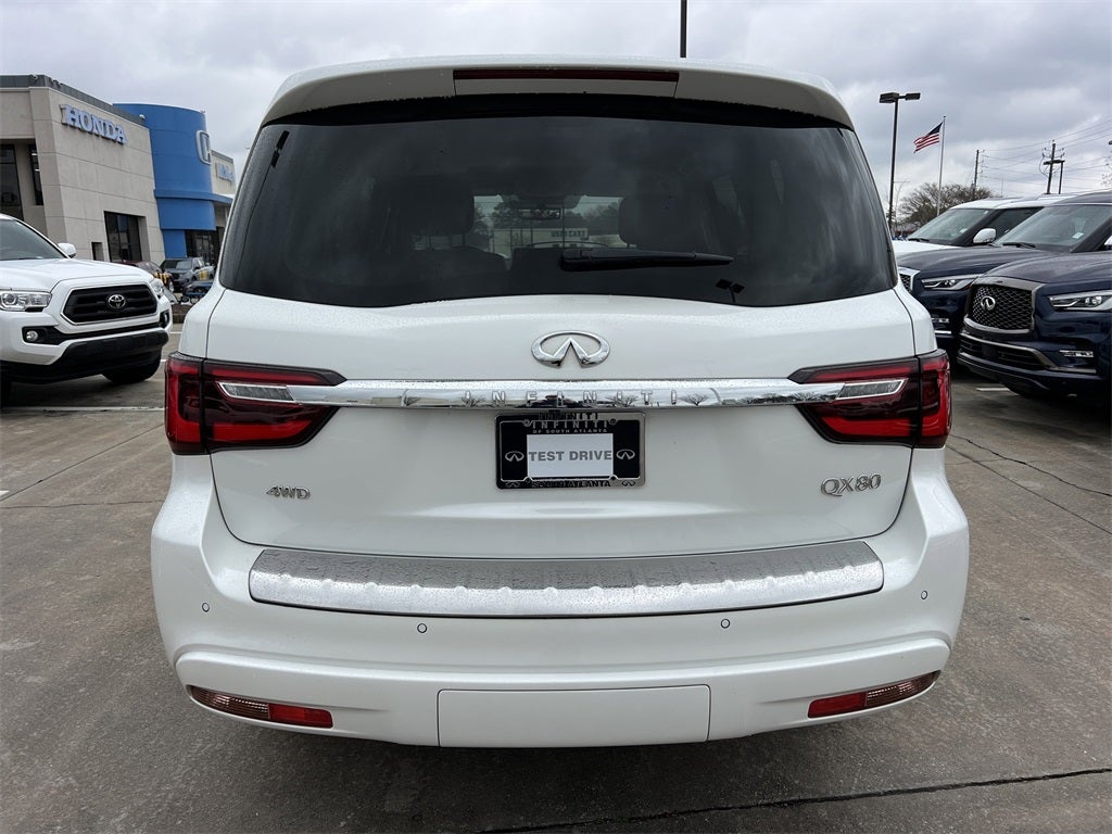 2024 INFINITI QX80 LUXE 4WD