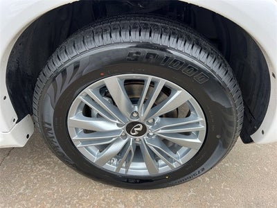 2024 INFINITI QX80 LUXE 4WD