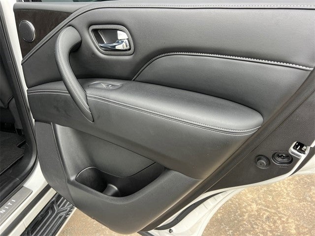 2024 INFINITI QX80 LUXE 4WD