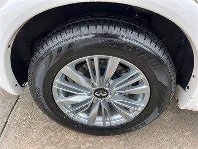 2024 INFINITI QX80 LUXE 4WD