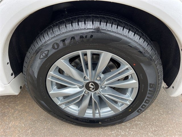 2024 INFINITI QX80 LUXE 4WD