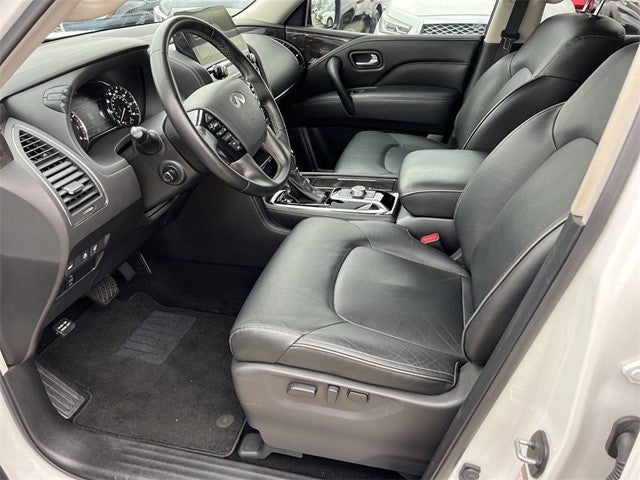 2024 INFINITI QX80 LUXE 4WD