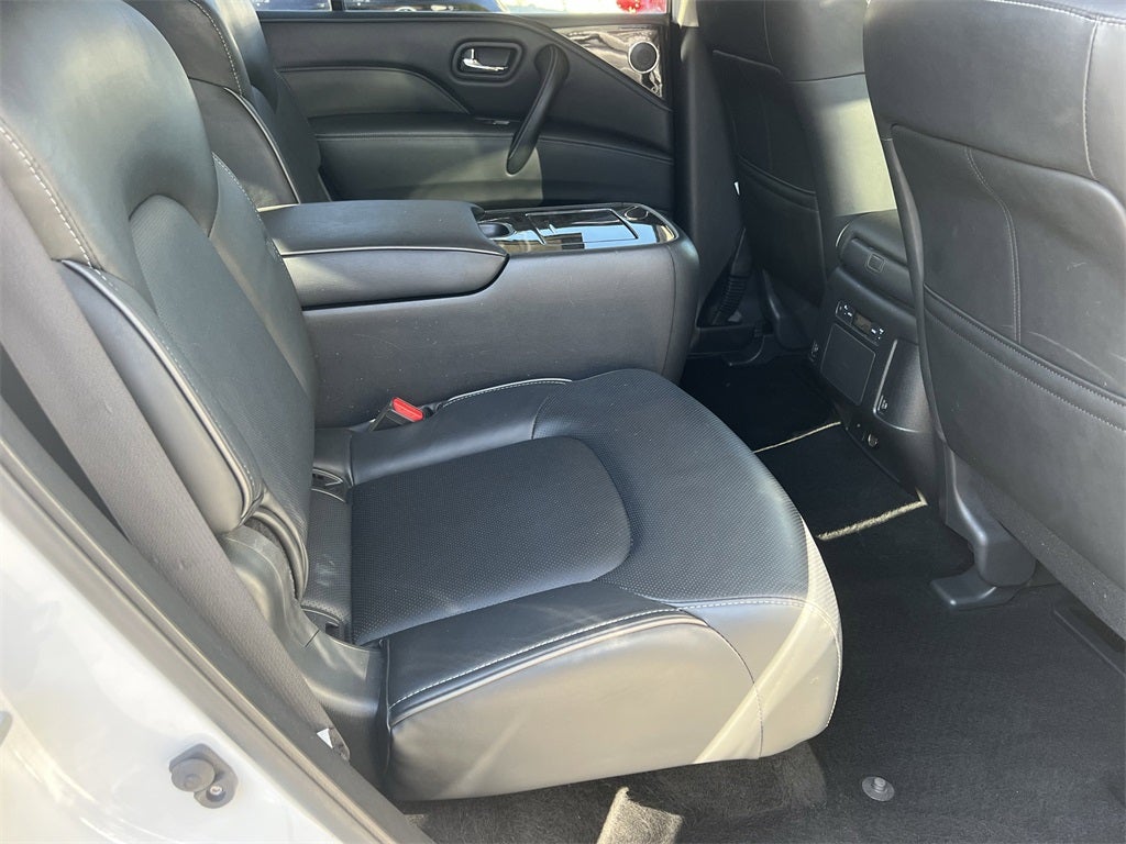 2023 INFINITI QX80 LUXE RWD