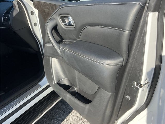 2023 INFINITI QX80 LUXE RWD