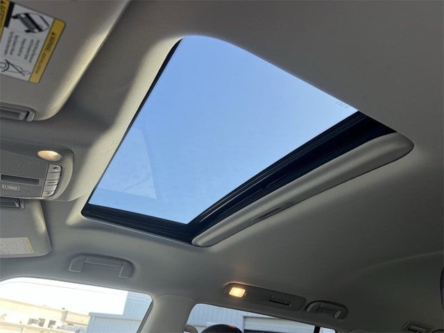 2023 INFINITI QX80 LUXE RWD