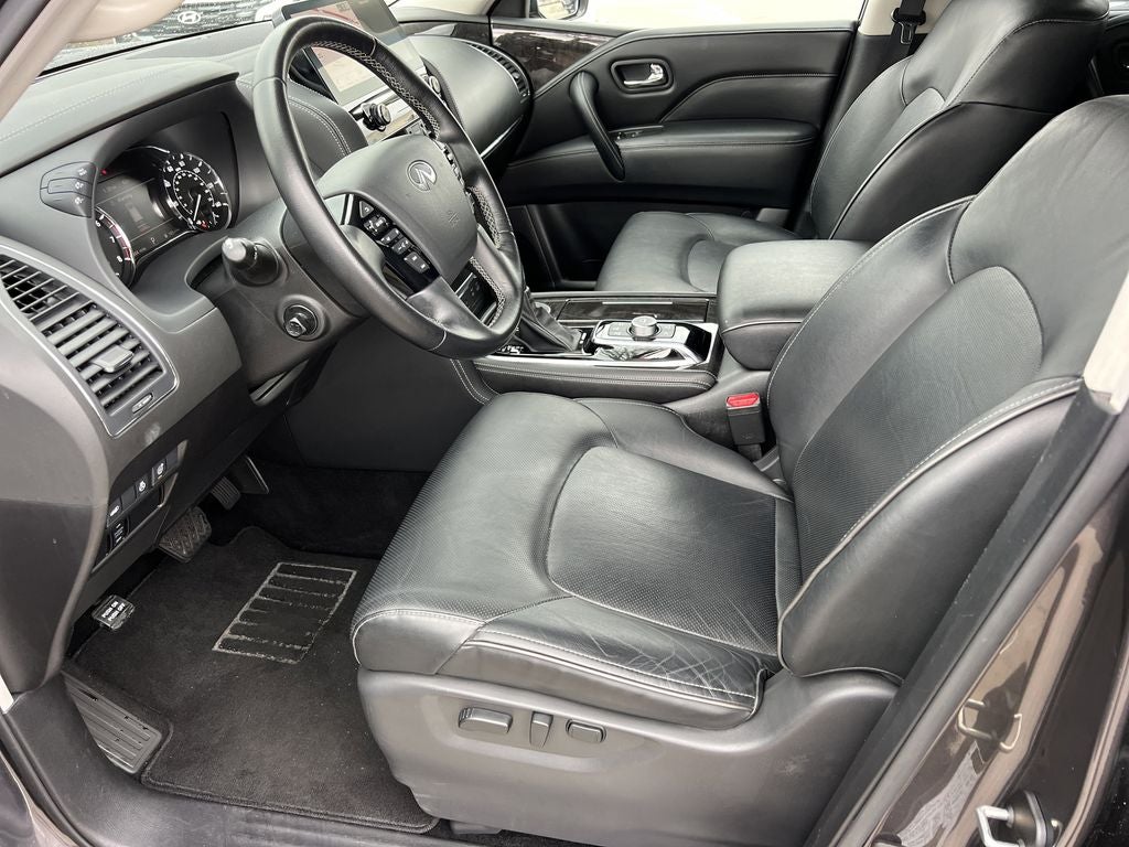 2024 INFINITI QX80 LUXE RWD