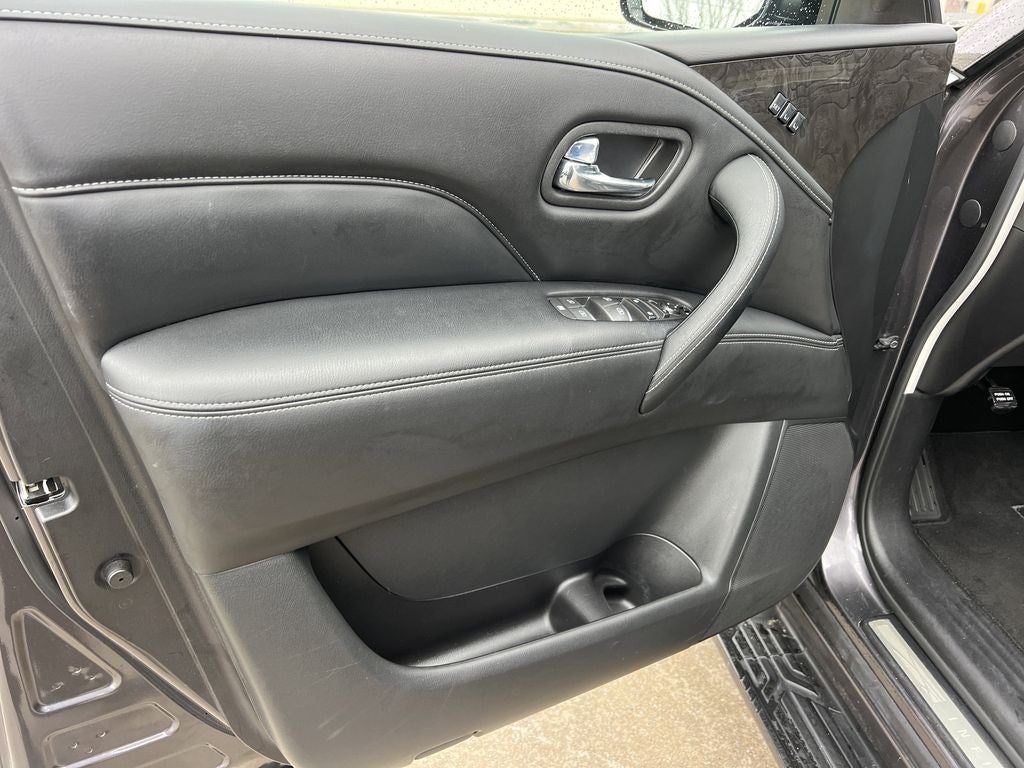 2024 INFINITI QX80 LUXE RWD