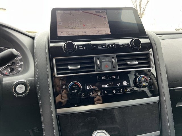 2024 INFINITI QX80 LUXE RWD