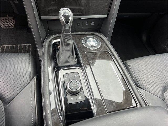 2024 INFINITI QX80 LUXE RWD