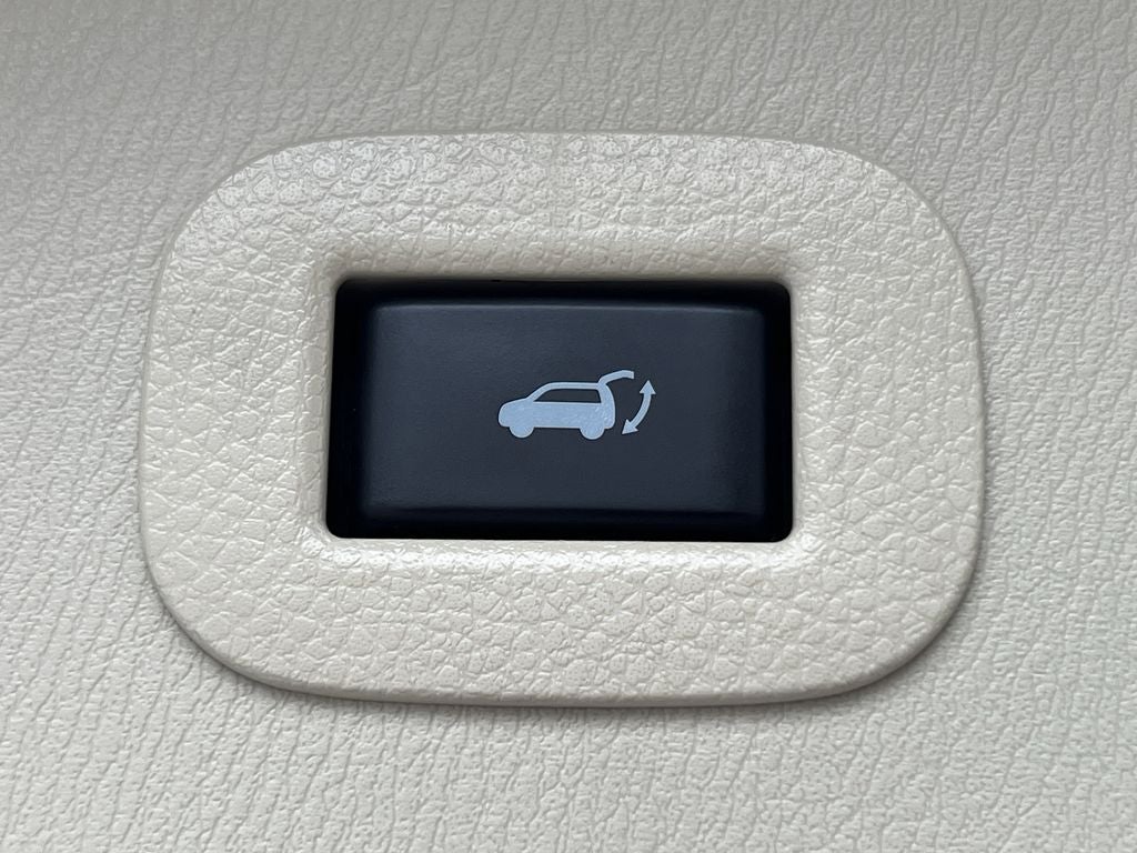 2023 INFINITI QX80 LUXE RWD