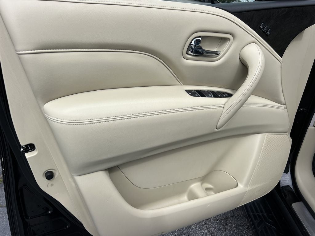 2023 INFINITI QX80 LUXE RWD