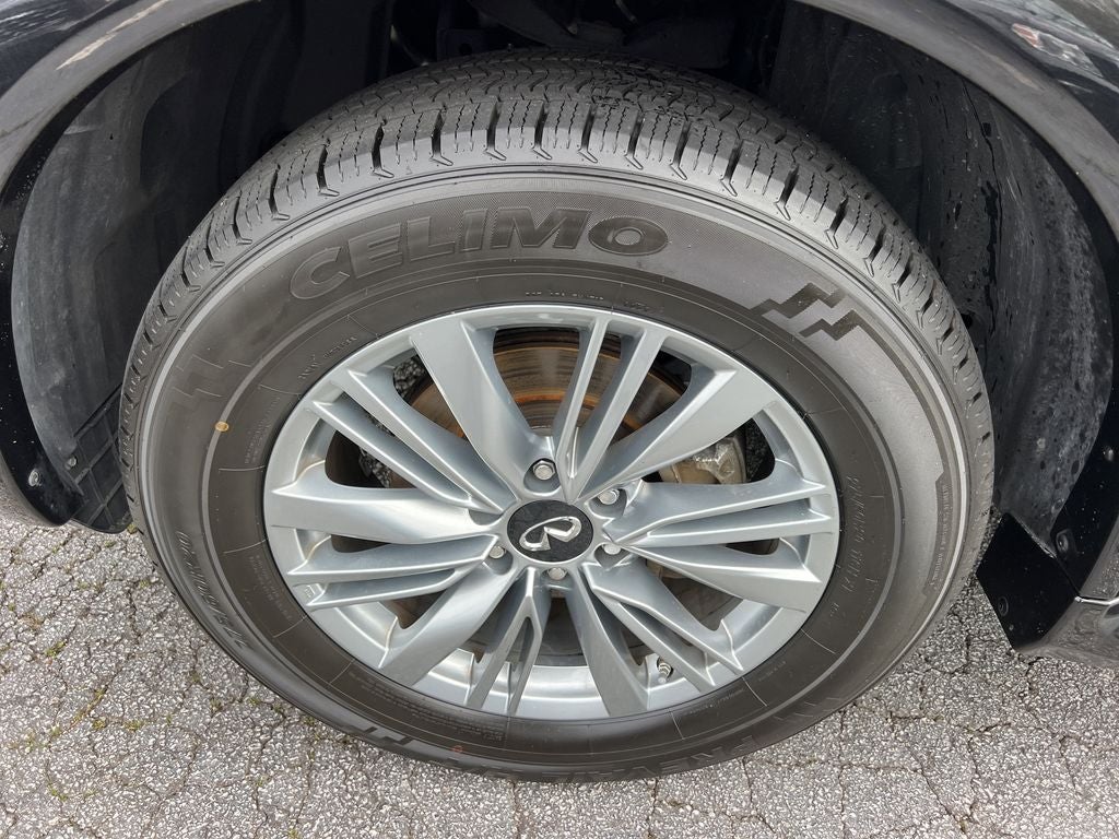 2023 INFINITI QX80 LUXE RWD