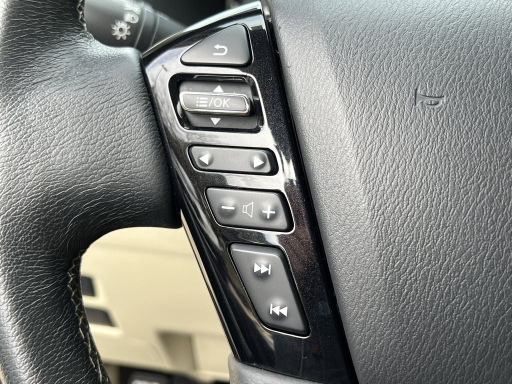 2023 INFINITI QX80 LUXE RWD