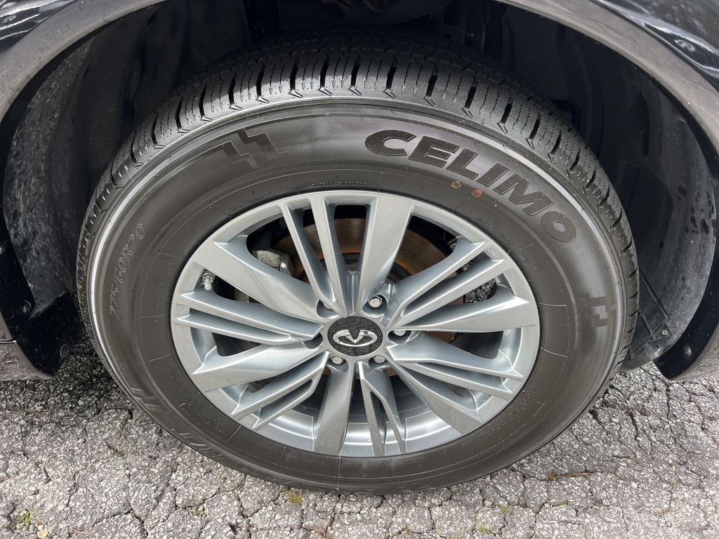 2023 INFINITI QX80 LUXE RWD