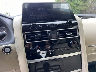 2023 INFINITI QX80 LUXE RWD