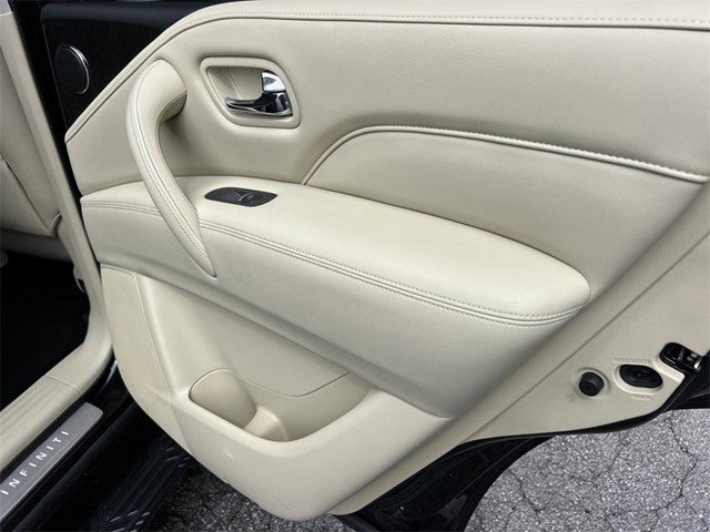 2023 INFINITI QX80 LUXE RWD