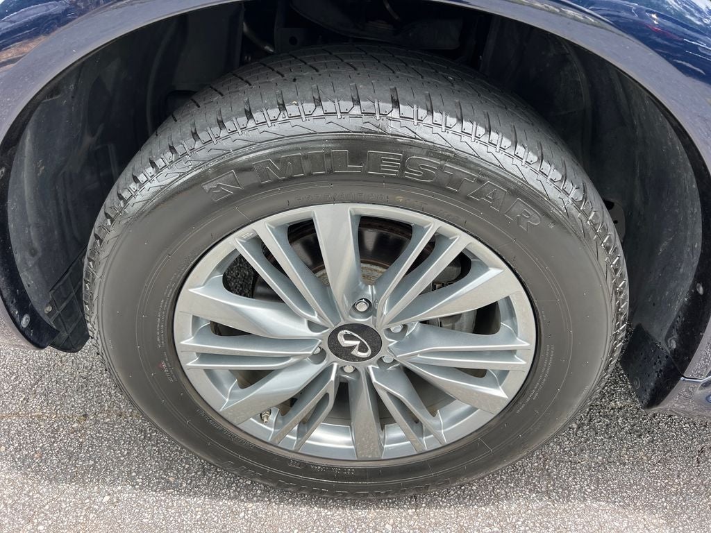 2021 INFINITI QX80 LUXE