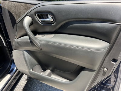 2020 INFINITI QX80 LUXE