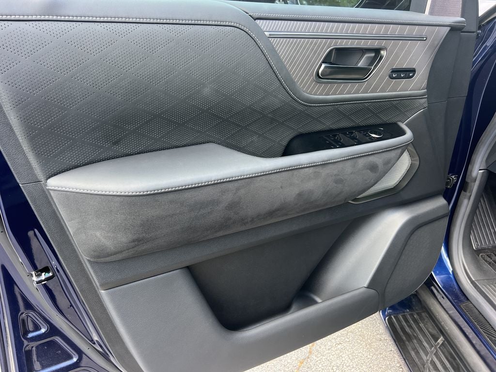 2025 INFINITI QX80 Autograph 4WD