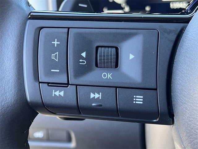 2024 Nissan Rogue SL