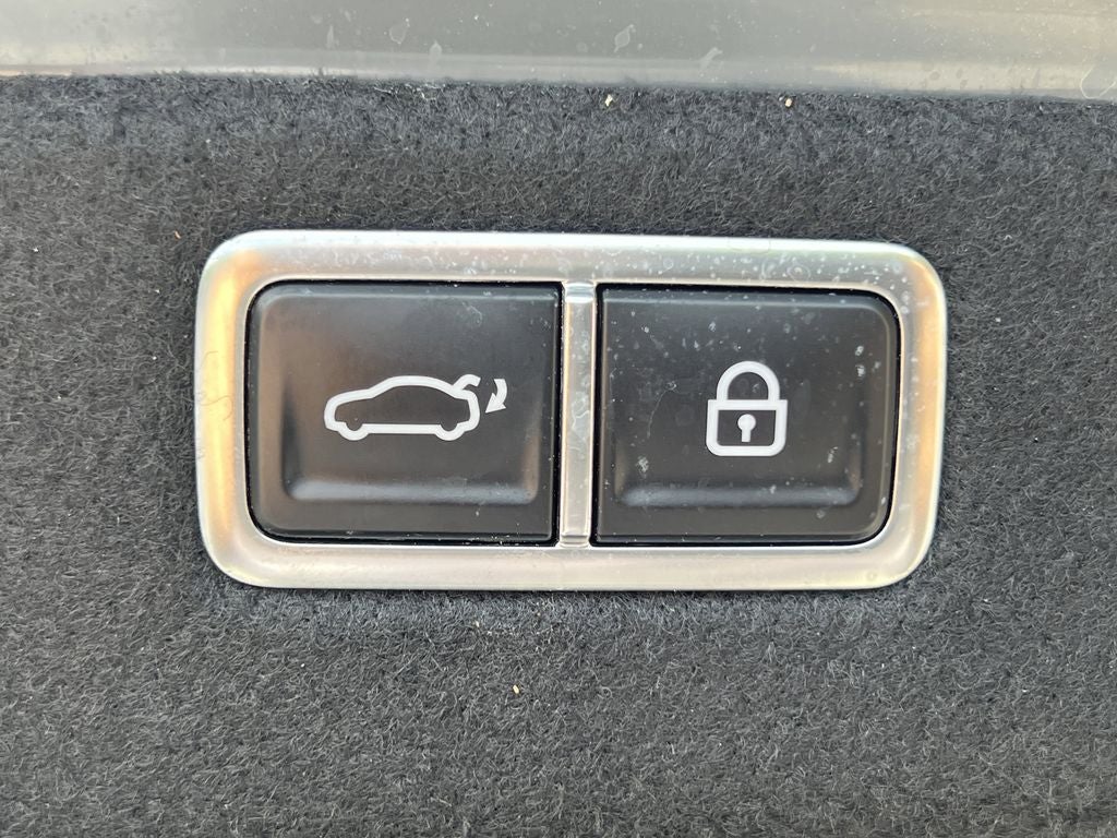 2025 Genesis G70 3.3T Sport Advanced