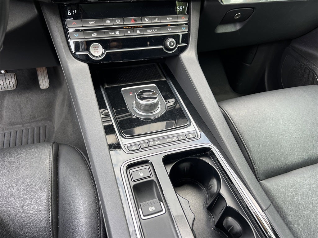 2020 Jaguar F-PACE 25t Premium