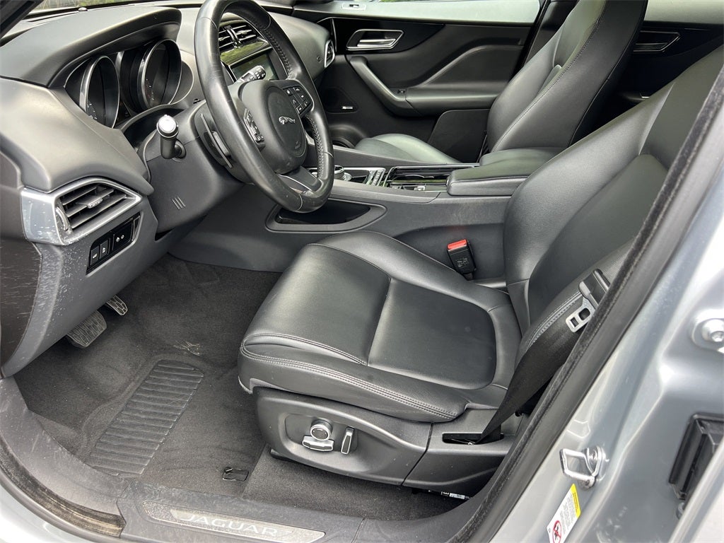 2020 Jaguar F-PACE 25t Premium