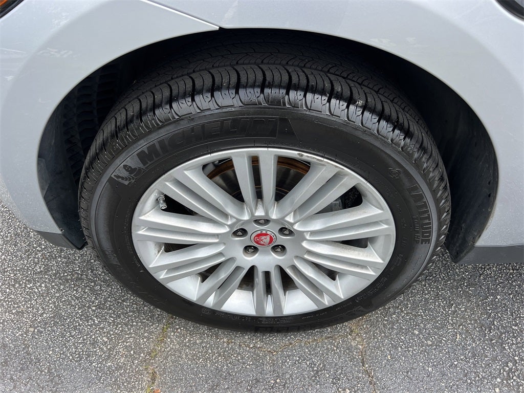 2020 Jaguar F-PACE 25t Premium