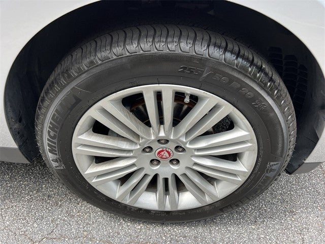 2020 Jaguar F-PACE 25t Premium