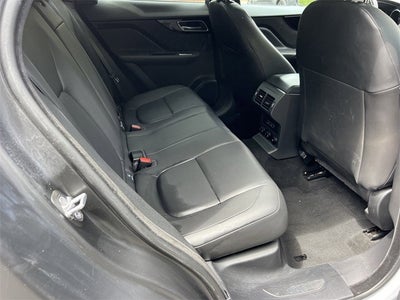 2020 Jaguar F-PACE 25t Premium