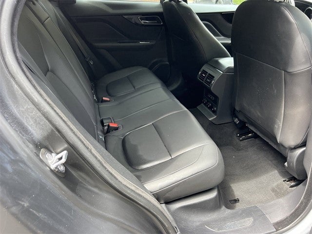 2020 Jaguar F-PACE 25t Premium