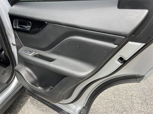 2020 Jaguar F-PACE 25t Premium