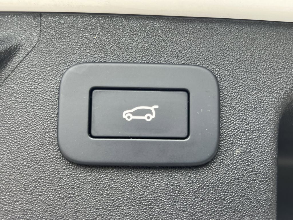 2024 Land Rover Discovery Sport S