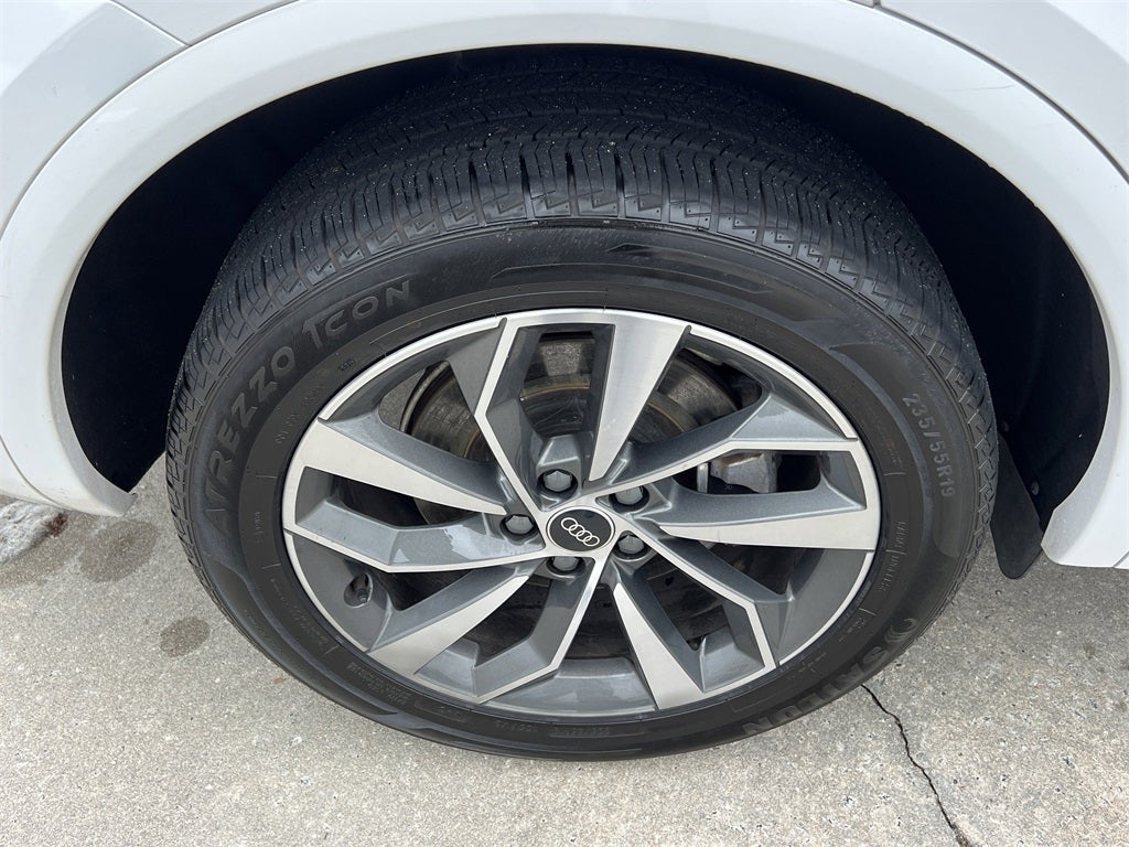 2024 Audi Q5 45 S line Premium quattro