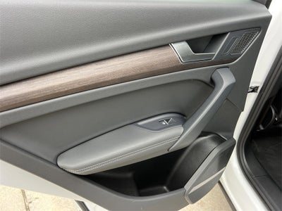 2024 Audi Q5 45 S line Premium quattro