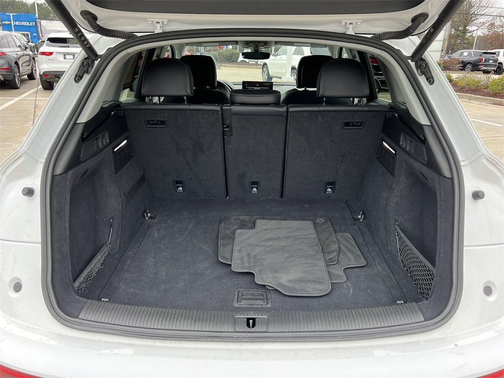 2024 Audi Q5 45 S line Premium quattro