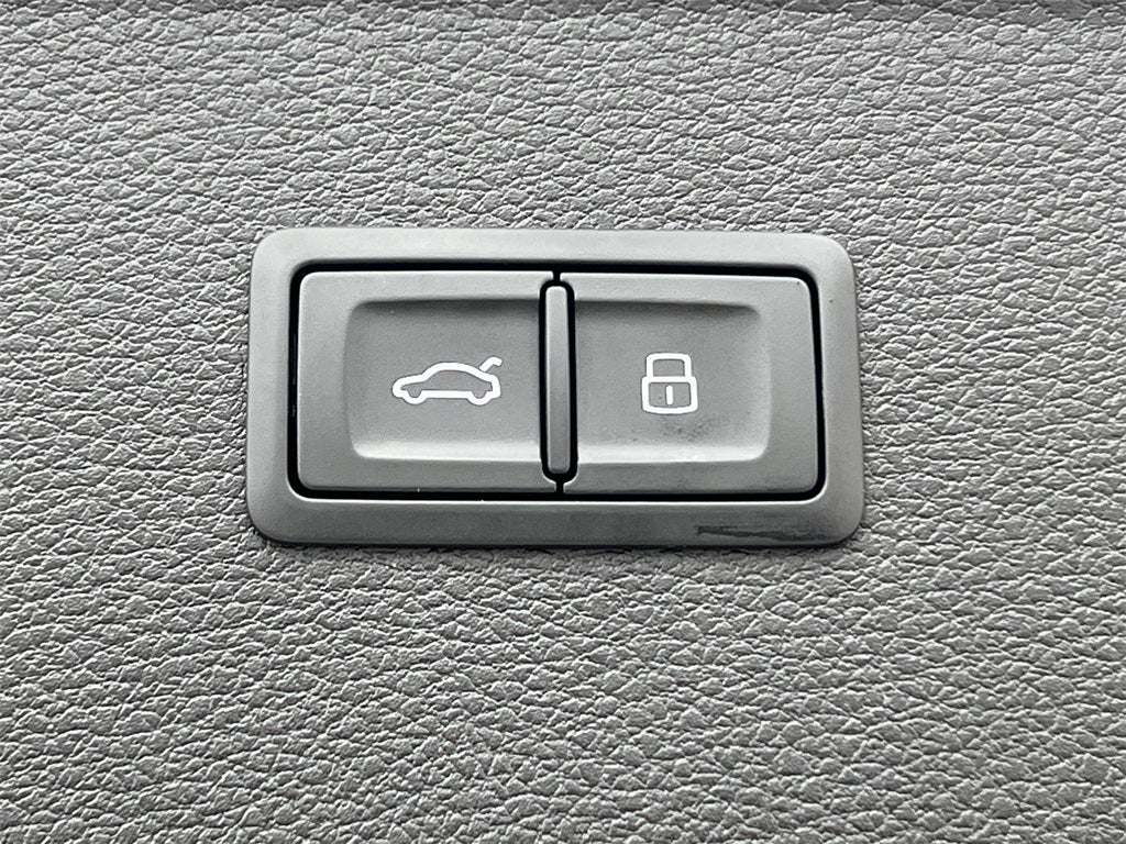 2024 Audi Q5 45 S line Premium quattro