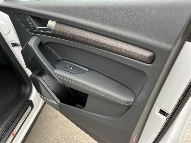 2024 Audi Q5 45 S line Premium quattro