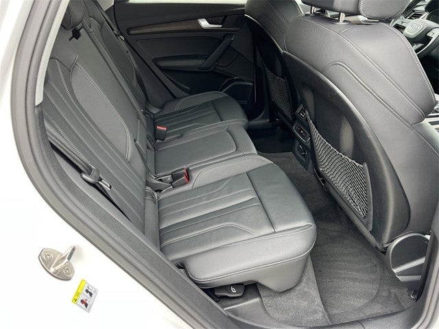 2024 Audi Q5 45 S line Premium quattro