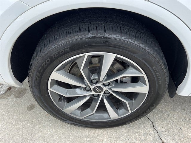 2024 Audi Q5 45 S line Premium quattro