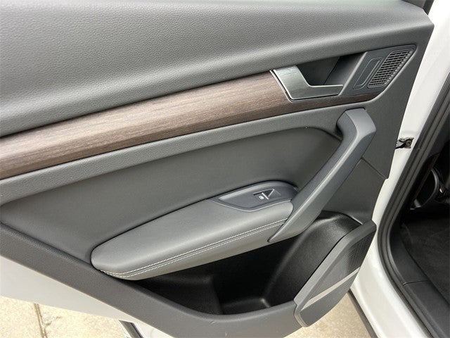 2024 Audi Q5 45 S line Premium quattro