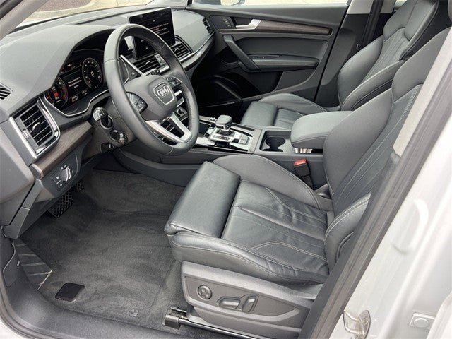 2024 Audi Q5 45 S line Premium quattro